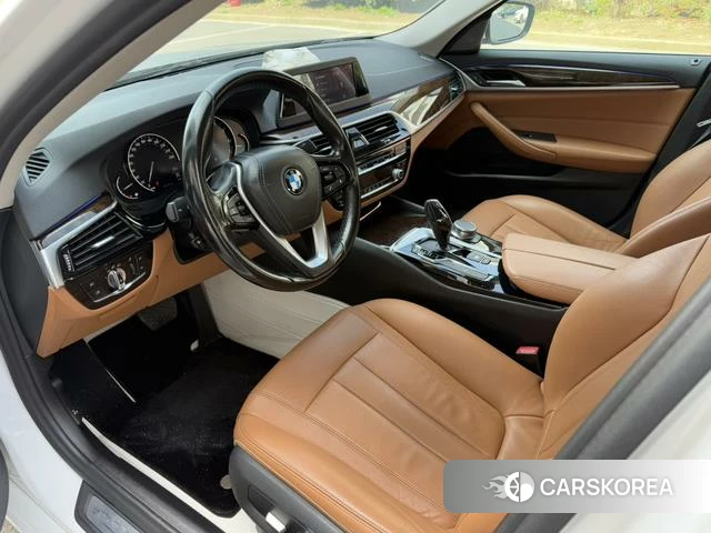 BMW 5 series 2018 Белый из Китая, фото 5