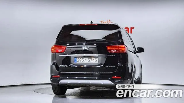 Kia The New Carnival 2018 Черный из Кореи, фото 5