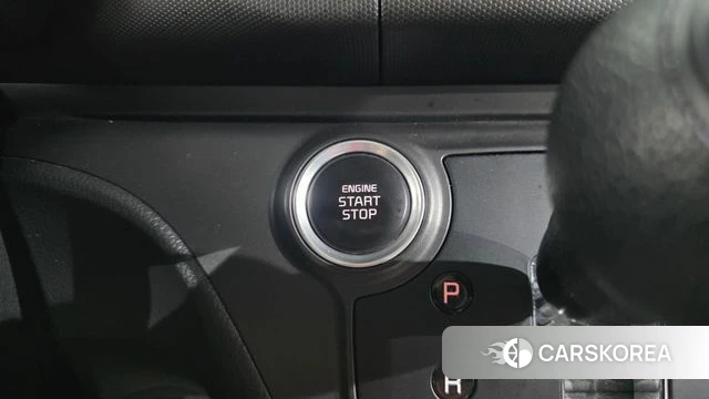 Kia The New Kia Ray 2023 Белый из Кореи, фото 5