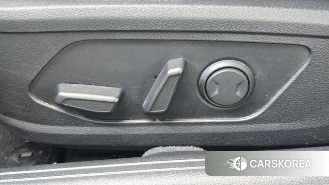 Kia K5 3rd generation 2021 Белый из Кореи, фото 5