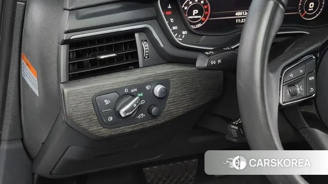 Audi A4 (B9) 2019 Белый из Кореи, фото 5