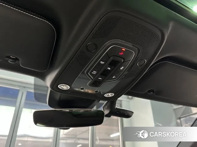 Lamborghini Urus 2024 Белый из Кореи, фото 5