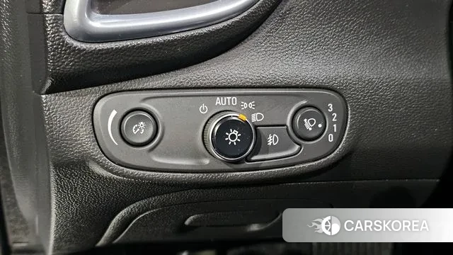 Chevrolet (GM Daewoo) The New Trax 2018 Белый из Кореи, фото 5