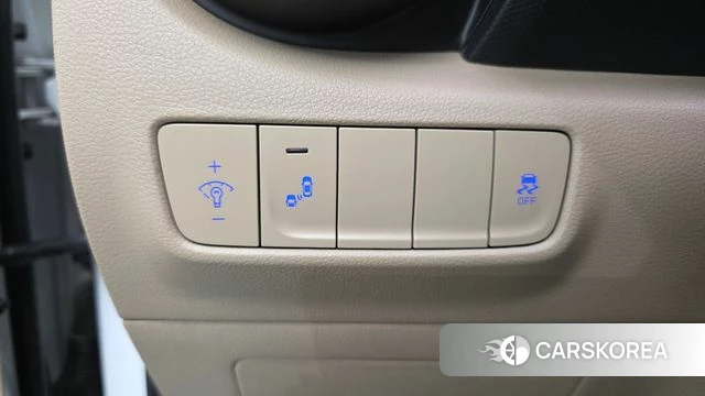 Hyundai Kona 2018 Белый из Кореи, фото 5