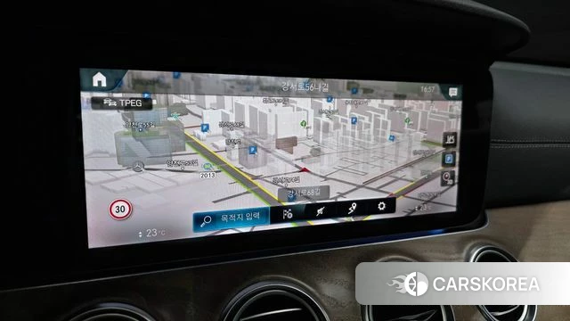 Mercedes-Benz E-Class W213 2022 Белый из Кореи, фото 5