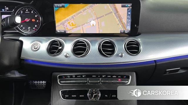 Mercedes-Benz E-Class W213 2020 Синий из Кореи, фото 5
