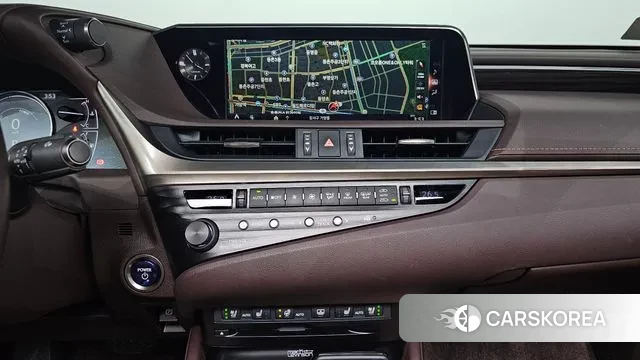 Lexus ES300h 7th generation 2019 Песочный из Кореи, фото 5