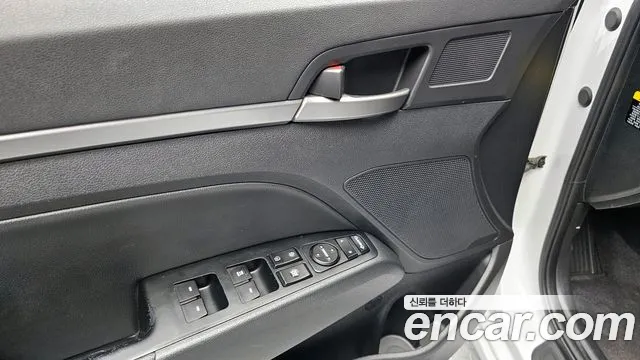 Hyundai Avante AD 2018 Белый из Кореи, фото 5