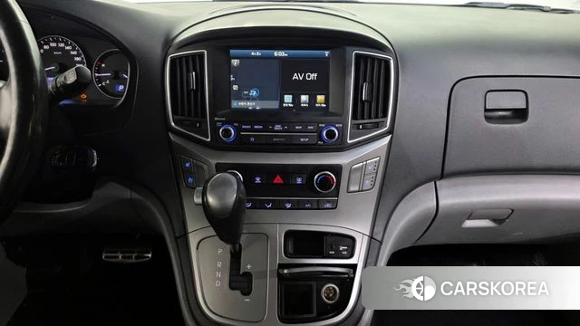 Hyundai The New Grand Starex 2018 Белый из Кореи, фото 5