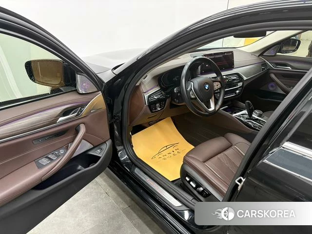 BMW 5 series 2021 Черный из Китая, фото 5