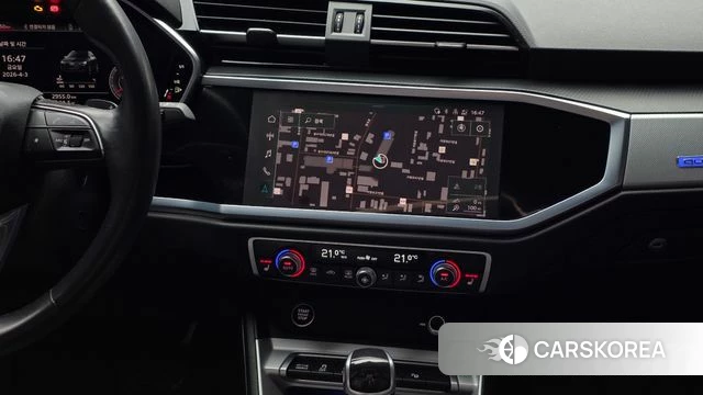 Audi Q3 (F3) 2023 Серый из Кореи, фото 5