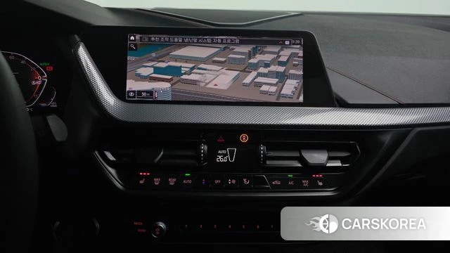 BMW 1 Series (F40) 2021 Черный из Кореи, фото 5