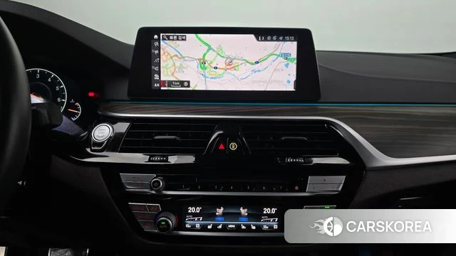BMW 5 Series (G30) 2019 Белый из Кореи, фото 5