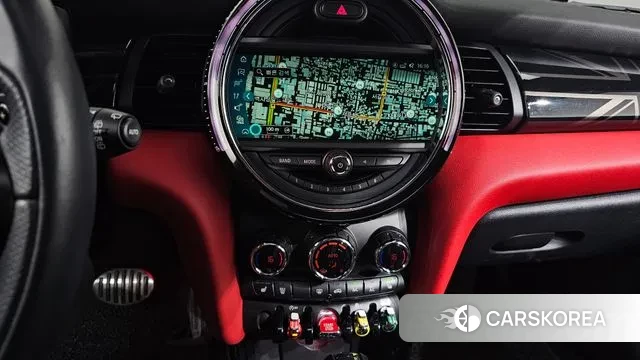 Mini Cooper S 2018 Белый из Кореи, фото 5