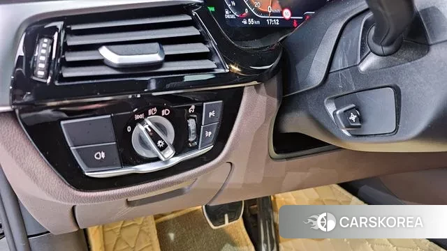 BMW 6 Series GT (G32) 2021 Серебряный из Кореи, фото 5