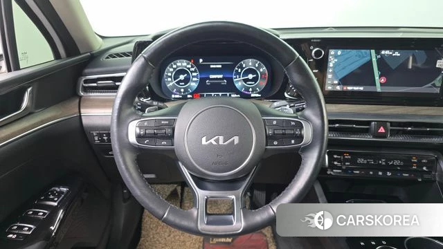 Kia K5 3rd generation 2022 Белый из Кореи, фото 5