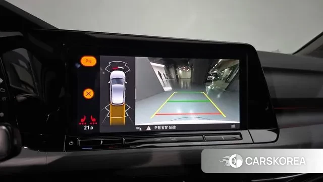 Volkswagen Golf 8th Generation 2024 Белый из Кореи, фото 5