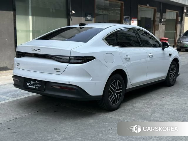 BYD Seal 05DM 2025 Белый из Китая, фото 5