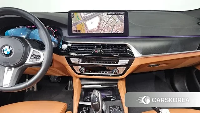 BMW 5 Series (G30) 2021 Черный из Кореи, фото 5