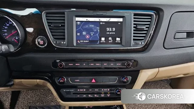 Kia The New Carnival 2019 Белый из Кореи, фото 5