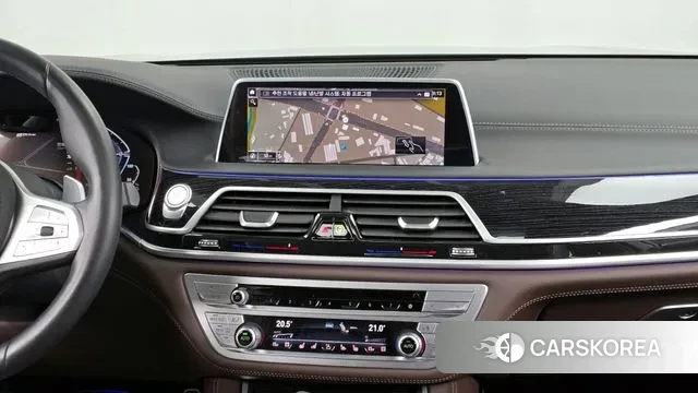 BMW 7 Series (G11) 2021 Черный из Кореи, фото 5