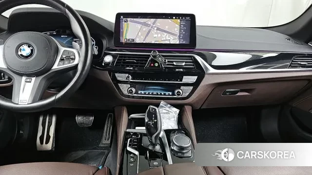 BMW 5 Series (G30) 2021 Черный из Кореи, фото 5