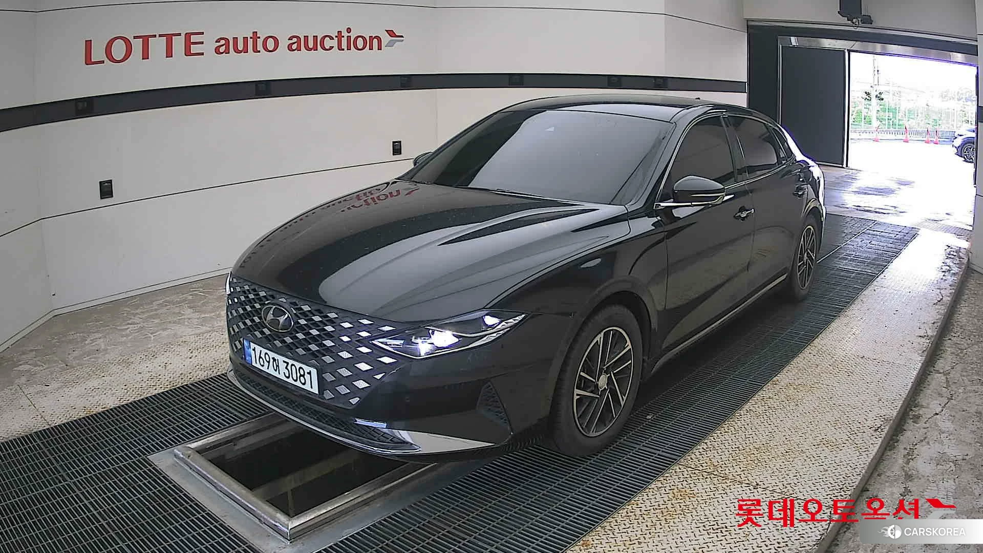 Hyundai Grandeur 2022 Midnight Black Pearl из Кореи, фото 5