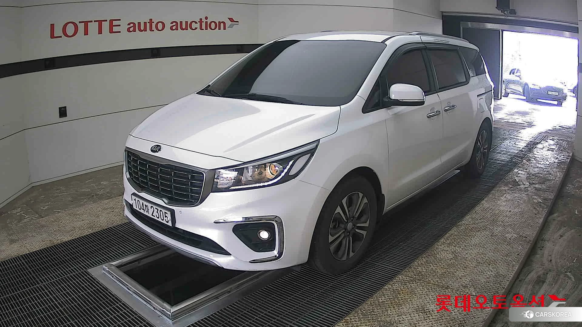 Kia Carnival 2020 Snow White Pearl (optional) из Кореи, фото 5