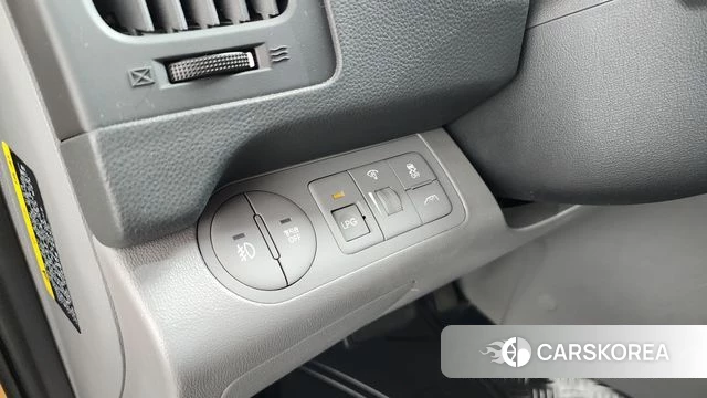 Hyundai The New Grand Starex 2018 Желтый из Кореи, фото 5