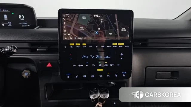 Hyundai Staria 2023 Белый из Кореи, фото 5