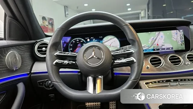 Mercedes-Benz E-Class W213 2022 Белый из Кореи, фото 5