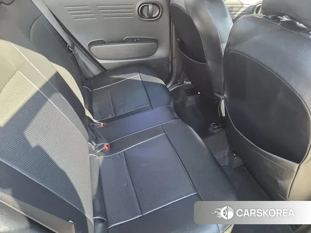 Hyundai Casper 2022 Белый из Кореи, фото 5