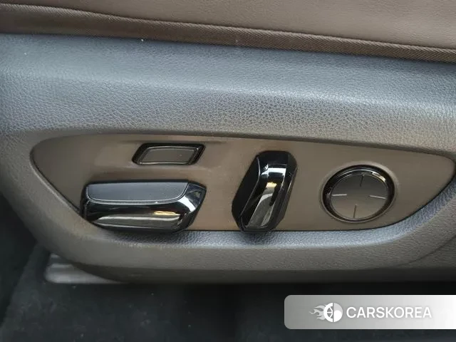 Lexus RX350h 5th generation 2024 Серебристо-серый из Кореи, фото 5