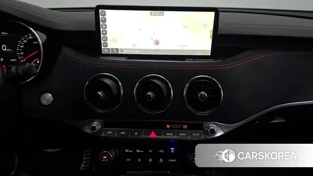 Kia Stinger Meister 2022 Белый из Кореи, фото 5