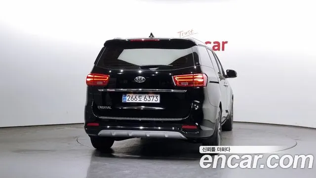 Kia The New Carnival id 2681471 из Кореи 5