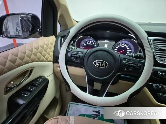 Kia The New Carnival 2019 Черный из Кореи, фото 5
