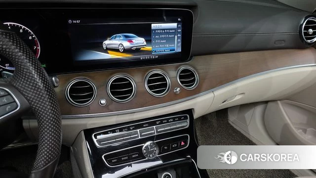 Mercedes-Benz E-Class W213 2018 Белый из Кореи, фото 5