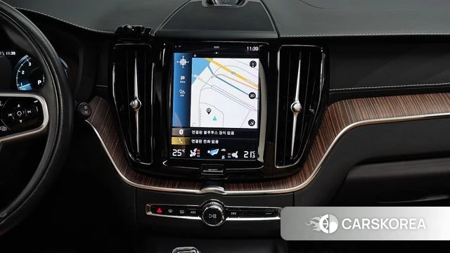 Volvo XC60 second Generation 2021 Черный из Кореи, фото 5