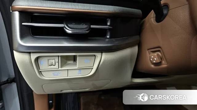 Hyundai Grandeur (GN7) 2023 Серебристо-серый из Кореи, фото 5