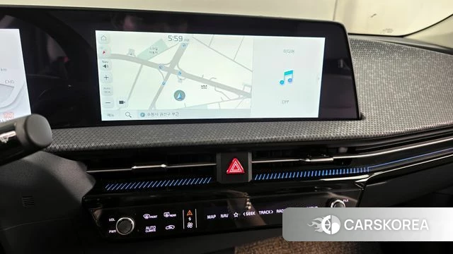 Kia EV6 2023 Белый из Кореи, фото 5