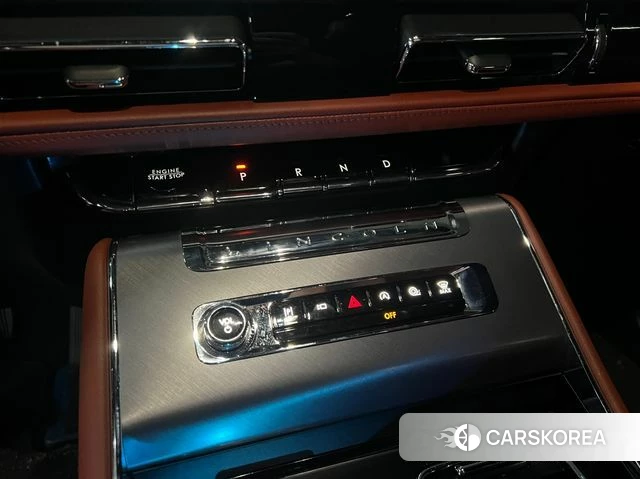Lincoln Aviator 2nd generation 2025 Белый из Кореи, фото 5