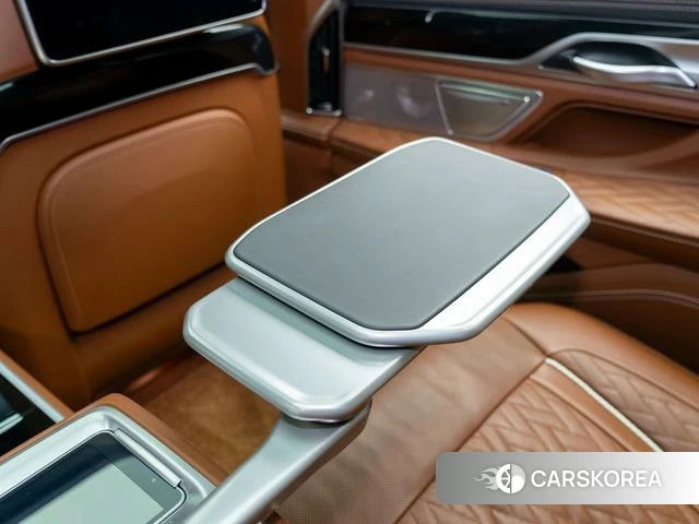 BMW 7 series 2021 Черный из Китая, фото 5