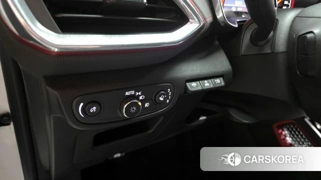 Chevrolet (GM Daewoo) Trailblazer 2020 Белый из Кореи, фото 5