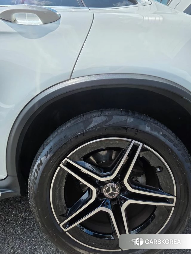 Mercedes-Benz GLC-Class X253 2023 Белый из Кореи, фото 5