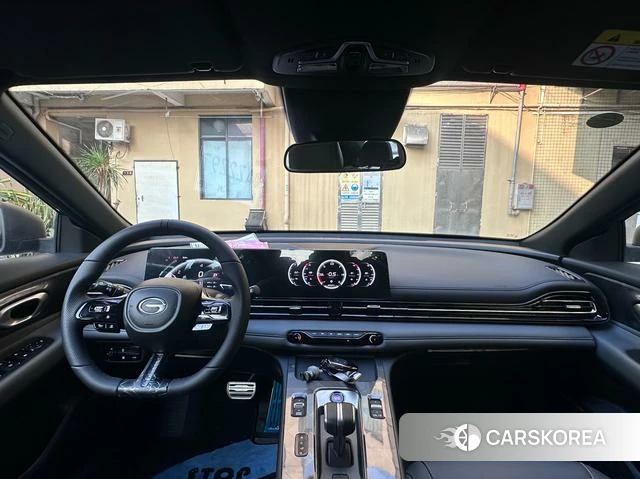 GAC Trumpchi Shadow Leopard 2026 Темно-серый из Китая, фото 5
