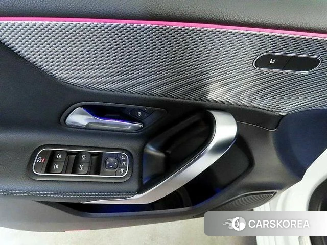 Mercedes-Benz A-Class W177 2022 Белый из Кореи, фото 5
