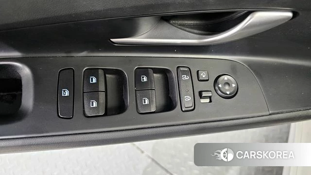 Hyundai Avante (CN7) 2022 Серебристо-серый из Кореи, фото 5