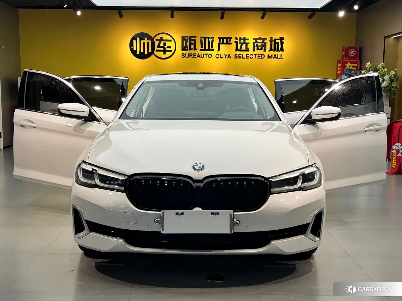 BMW 5 series 2021 Белый из Китая, фото 5