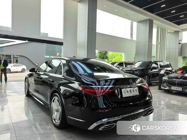 Mercedes-Benz S-class 2023 Черный из Китая, фото 5