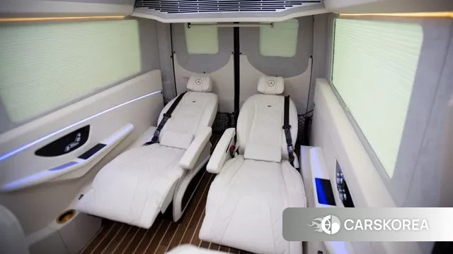 Mercedes-Benz Sprinter 2023 Черный из Кореи, фото 5